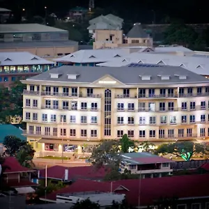 The Quadrant Luxury Apartament